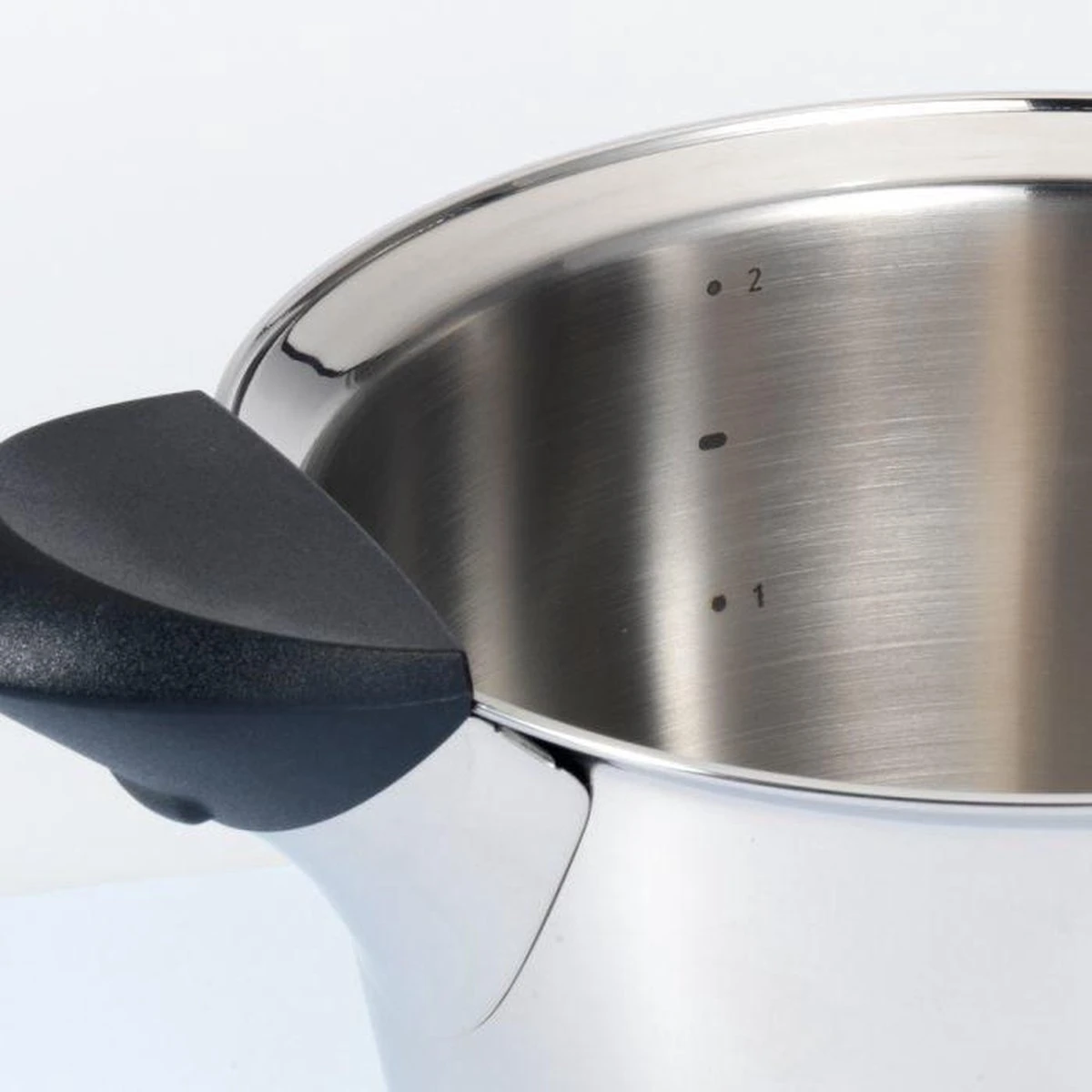 BK Q-linair Classic Pannenset - 5 Delig - RVS - Veilig Afgietsysteem - Inductie 13 BK Q-linair Classic Pannenset - 5 Delig - RVS - Veilig Afgietsysteem - Inductie - Image 13
