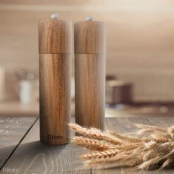 Dieux® - Peper En Zoutmolen Set - Cilinder Vorm - 22CM - Zout Peper Kruiden - 2 Stuks - Acacia Hout - Instelbare Maalgraad - Duurzaam - Luxe Kwaliteit - Hervulbaar - Pepermolen - Zoutmolen - BBQ Accesoires - Pasen -Beste Keuken Serie Winkel 1200x1200 579