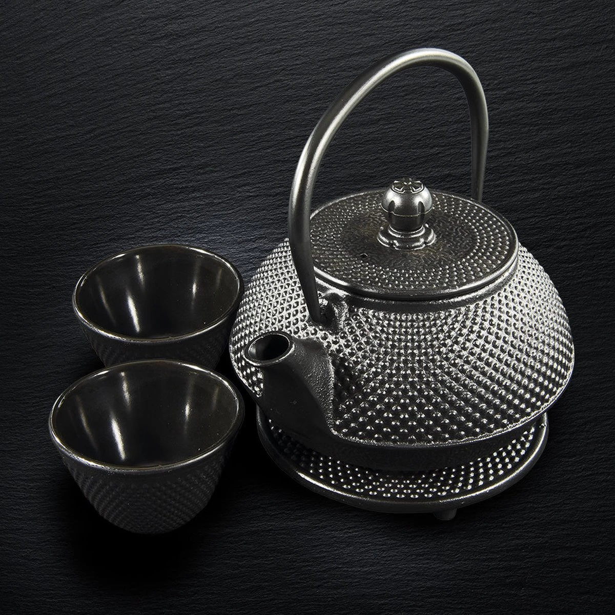 SakuraTea - Theepot Set - 4-delig - Gietijzer - Zwart - 0.8L - 2 Kopjes (100ml) 4 SakuraTea - Theepot Set - 4-delig - Gietijzer - Zwart - 0.8L - 2 Kopjes (100ml) - Image 4
