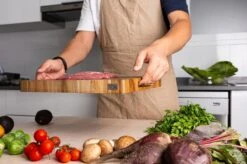 VDN Professionele Snijplank Acacia Hout Met Sapgeul En Handvatten – Hakblok 26x38x3.5 Cm 13 VDN Professionele Snijplank Acacia Hout Met Sapgeul En Handvatten – Hakblok 26x38x3.5 Cm -Beste Keuken Serie Winkel 1200x798 9