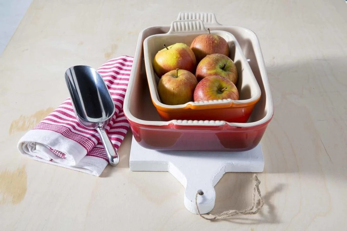 Le Creuset Ovenschaal Heritage Kersenrood 32 X 24 X 7.5 Cm 2 Le Creuset Ovenschaal Heritage Kersenrood 32 X 24 X 7.5 Cm - Image 2