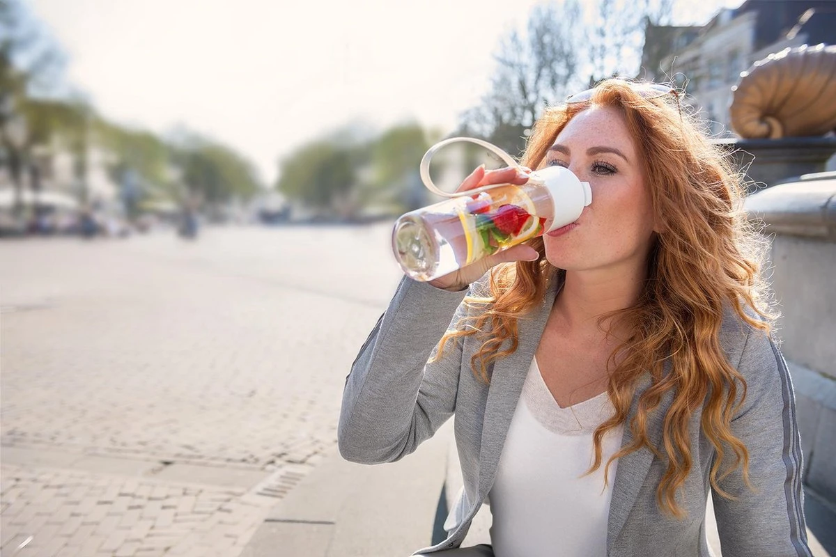 Mepal – Drinkfles JustWater – 500 Ml – Nordic Green – Waterfles – Drinkt Als Een Glas – Lekvrij 3 Mepal – Drinkfles JustWater – 500 Ml – Nordic Green – Waterfles – Drinkt Als Een Glas – Lekvrij - Image 3