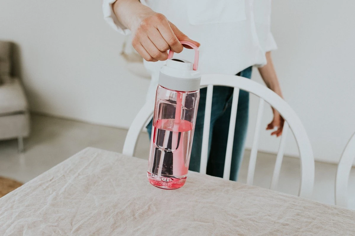 Kambukka Lagoon Drinkfles 750ml - Rose Lemonade Met Geïntegreerd Rietje 11 Kambukka Lagoon Drinkfles 750ml - Rose Lemonade Met Geïntegreerd Rietje - Image 11