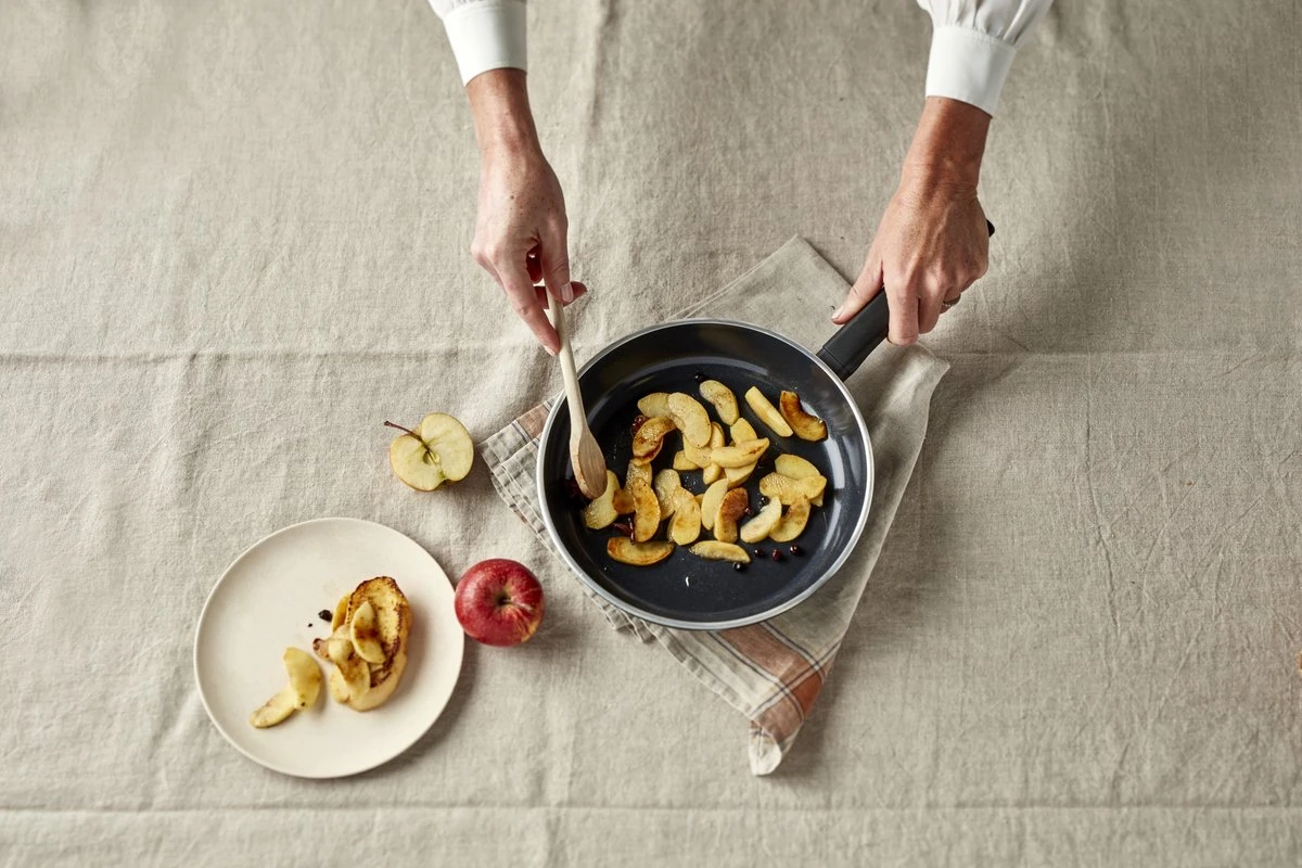 Demeyere Alu Cosi 3 Koekenpan - Ceraforce - 24 Cm - PTFE-vrij 4 Demeyere Alu Cosi 3 Koekenpan - Ceraforce - 24 Cm - PTFE-vrij - Image 4