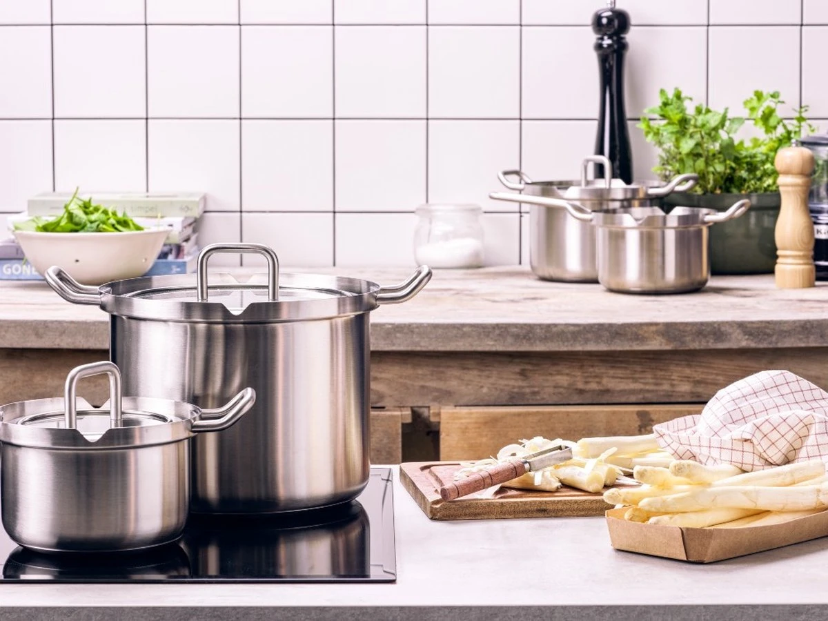 BK Q-linair Master Glas Pannenset - 5-delig - Glazen Deksel - Veilig Afgietsysteem - Inductie 14 BK Q-linair Master Glas Pannenset - 5-delig - Glazen Deksel - Veilig Afgietsysteem - Inductie - Image 14