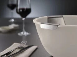 Joseph Joseph - Uno Saladeschaal - Met Saladebestek 15 Joseph Joseph - Uno Saladeschaal - Met Saladebestek -Beste Keuken Serie Winkel 1200x900 47