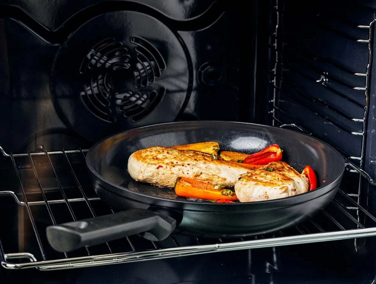 BK Easy Induction Ceramic Koekenpan - Ø20 Cm - PFAS-vrij 7 BK Easy Induction Ceramic Koekenpan - Ø20 Cm - PFAS-vrij - Image 7