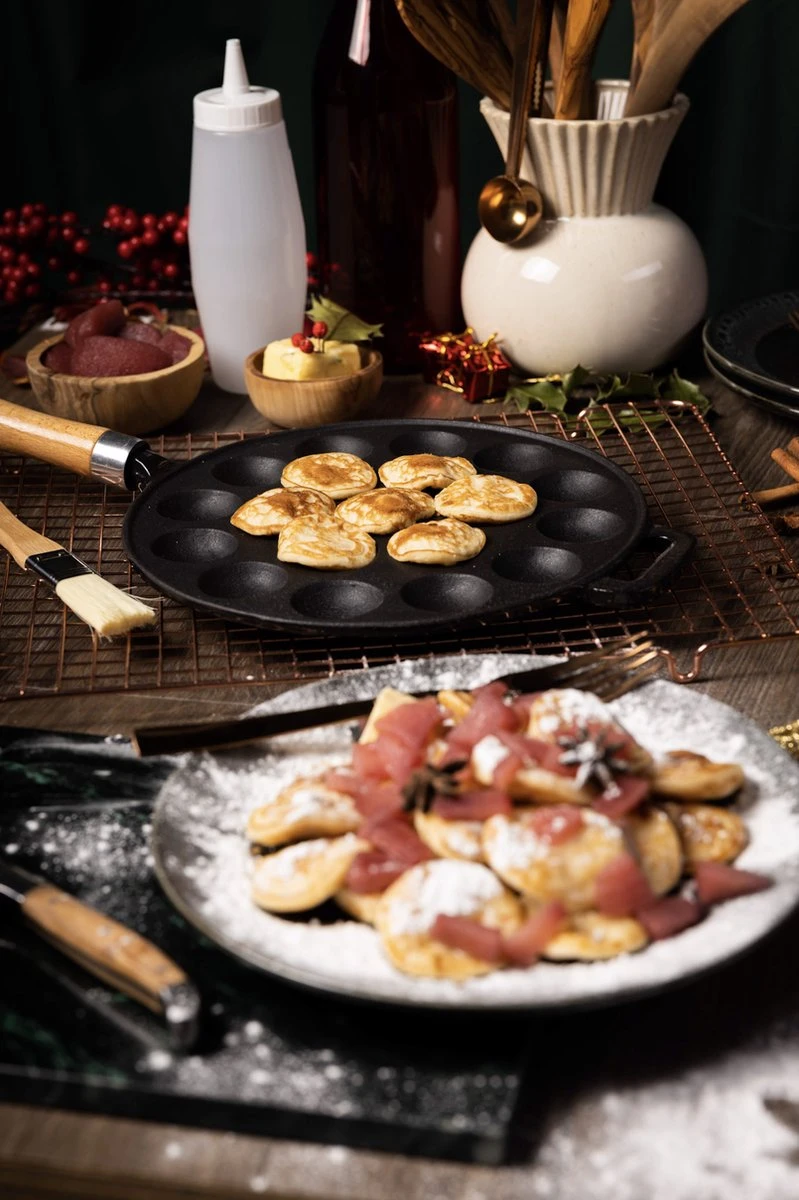 Blackwell Poffertjespan - Met Houten Steel - Gietijzer - ø 24 Cm 4 Blackwell Poffertjespan - Met Houten Steel - Gietijzer - ø 24 Cm - Image 4