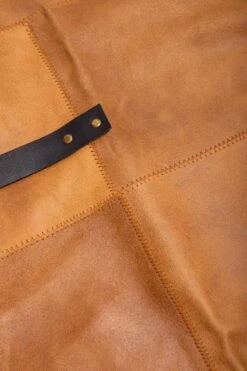 Leren Schort – Soepel Licht Bruin Leer - Barbecueschort - Kokschort - Kookschort – Keukenschort Man – 81 X 56 Cm -Beste Keuken Serie Winkel 800x1200